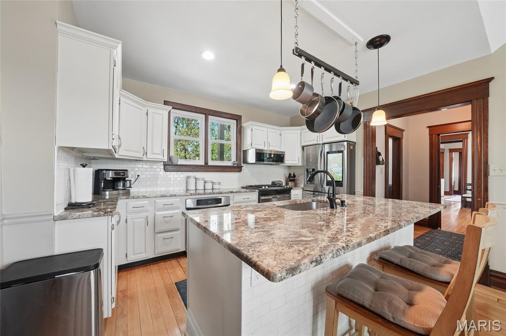 33 South Laclede Station Road Webster Groves, MO 63119 - Photo 20 of 52