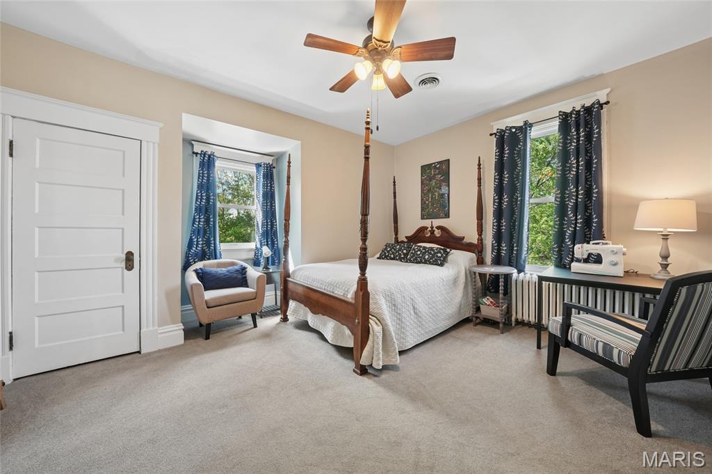 33 South Laclede Station Road Webster Groves, MO 63119 - Photo 29 of 52