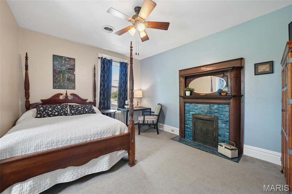 33 South Laclede Station Road Webster Groves, MO 63119 - Photo 30 of 52