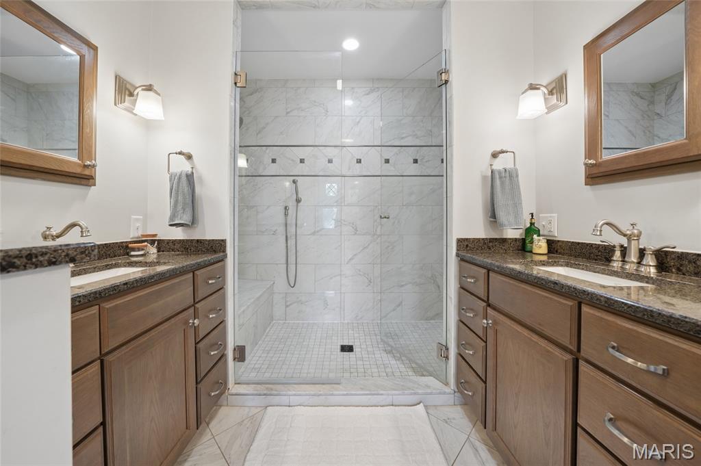 33 South Laclede Station Road Webster Groves, MO 63119 - Photo 36 of 52