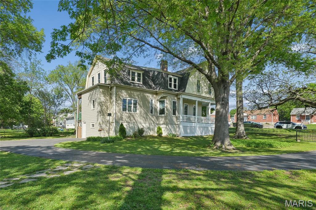 33 South Laclede Station Road Webster Groves, MO 63119 - Photo 42 of 52