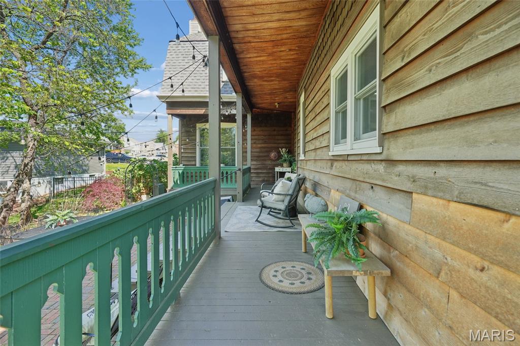 33 South Laclede Station Road Webster Groves, MO 63119 - Photo 47 of 52