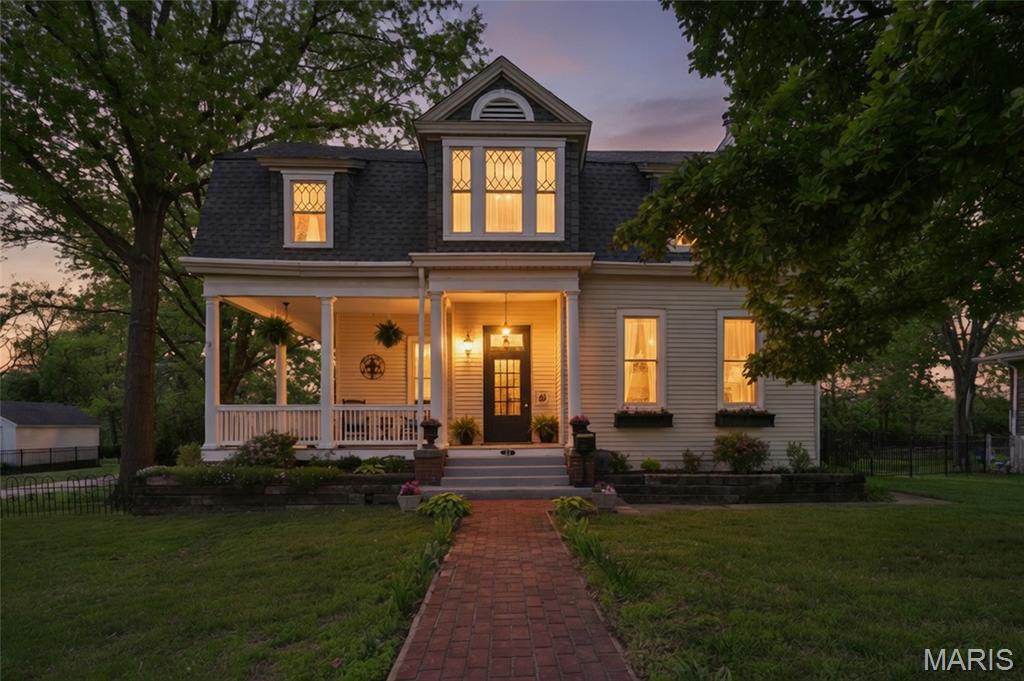 33 South Laclede Station Road Webster Groves, MO 63119 - Photo 49 of 52