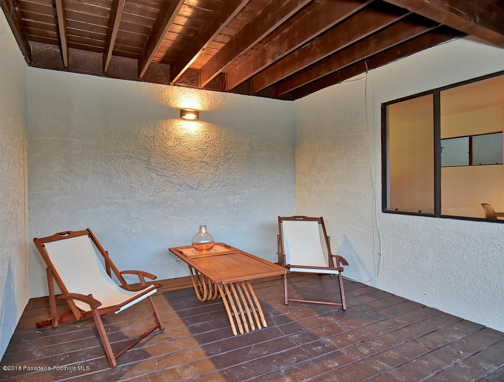 846 Oneonta Drive Los Angeles, CA 90065 - Photo 15 of 34 i-DdmCLDM-XL