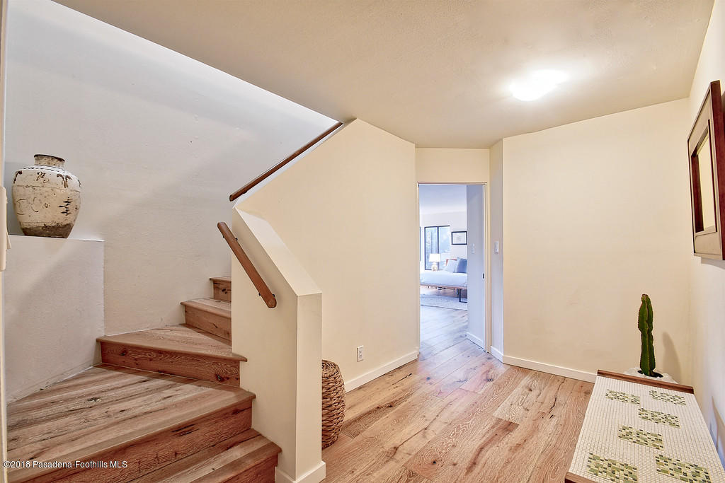 846 Oneonta Drive Los Angeles, CA 90065 - Photo 17 of 34 i-VHz4jhx-XL