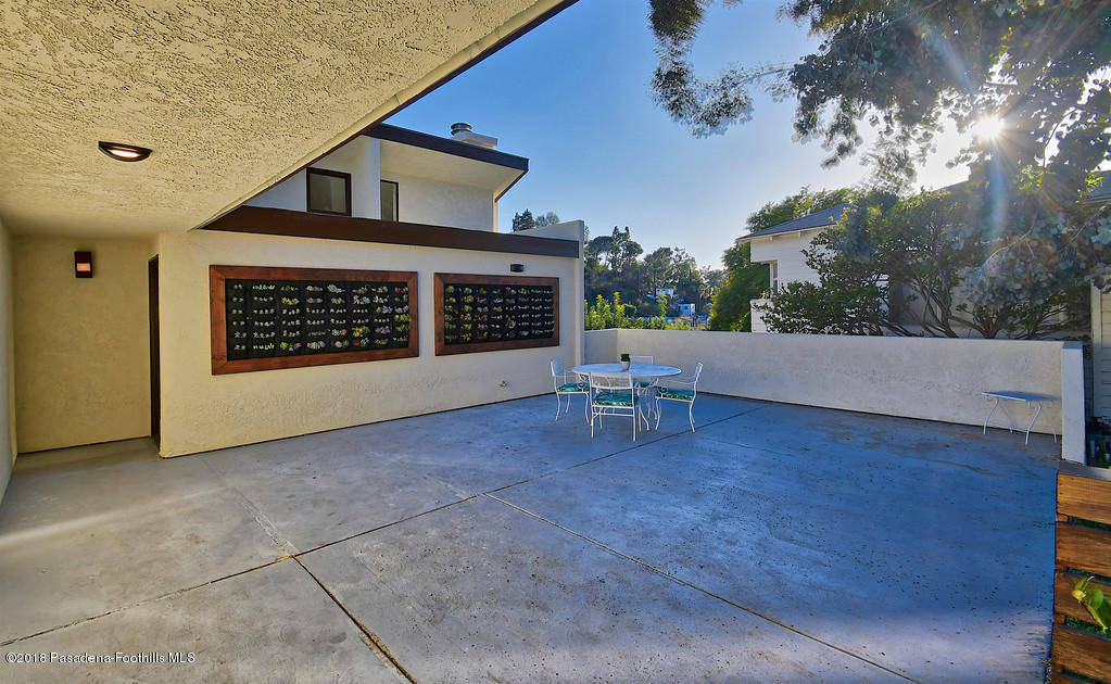 846 Oneonta Drive Los Angeles, CA 90065 - Photo 3 of 34 i-jDWnPM5-XL