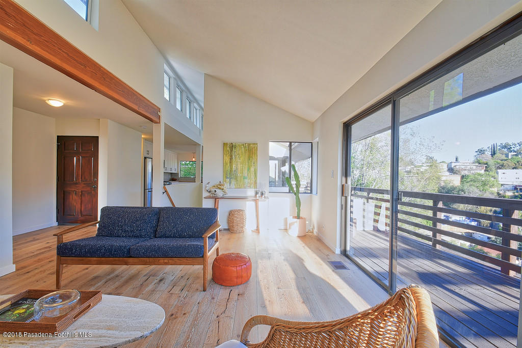 846 Oneonta Drive Los Angeles, CA 90065 - Photo 5 of 34 i-HhXkzTR-XL