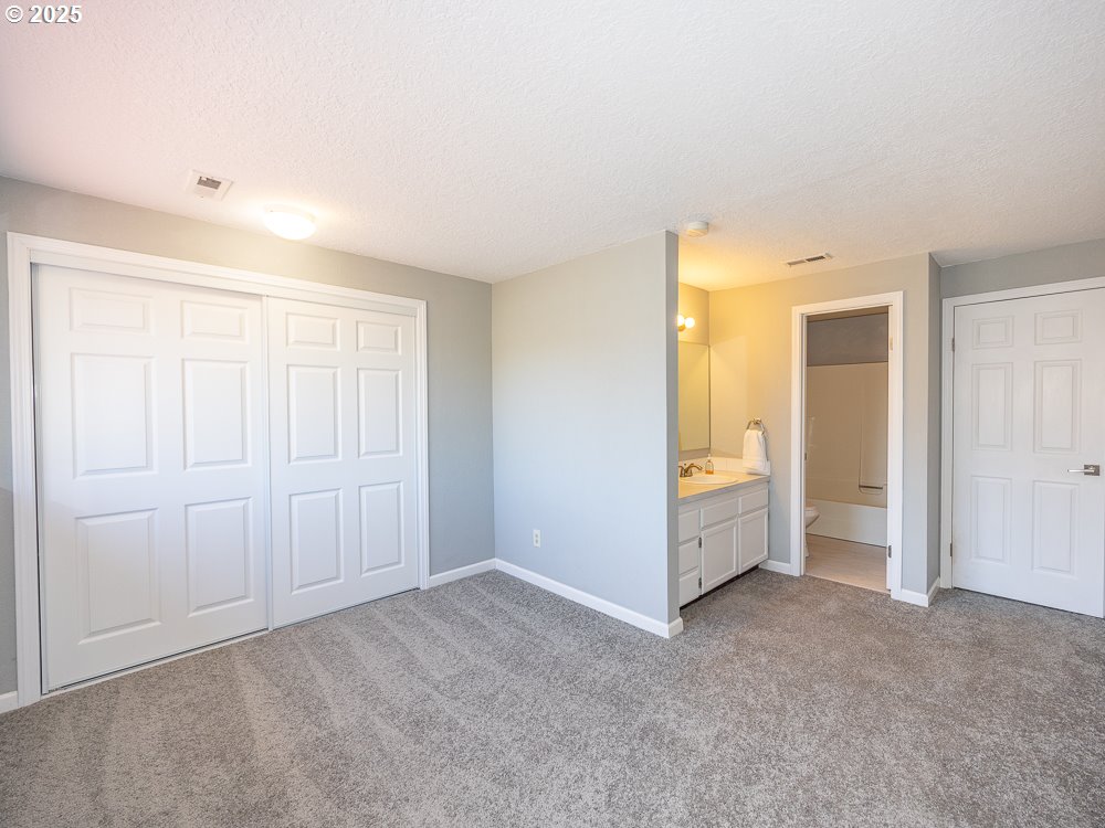 3318 Northeast 29th Street Gresham, OR 97030 - Photo 18 of 32 a view of an empty room