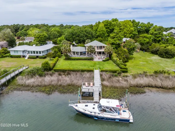 $2,590,000 | 650 Red Fox Trail, Hampstead, NC 28443