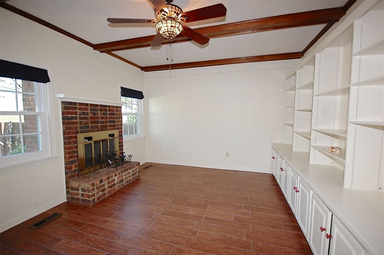 1794 Kimbrough Road Germantown, TN 38138 - Photo 16 of 25 Gallery Image 16