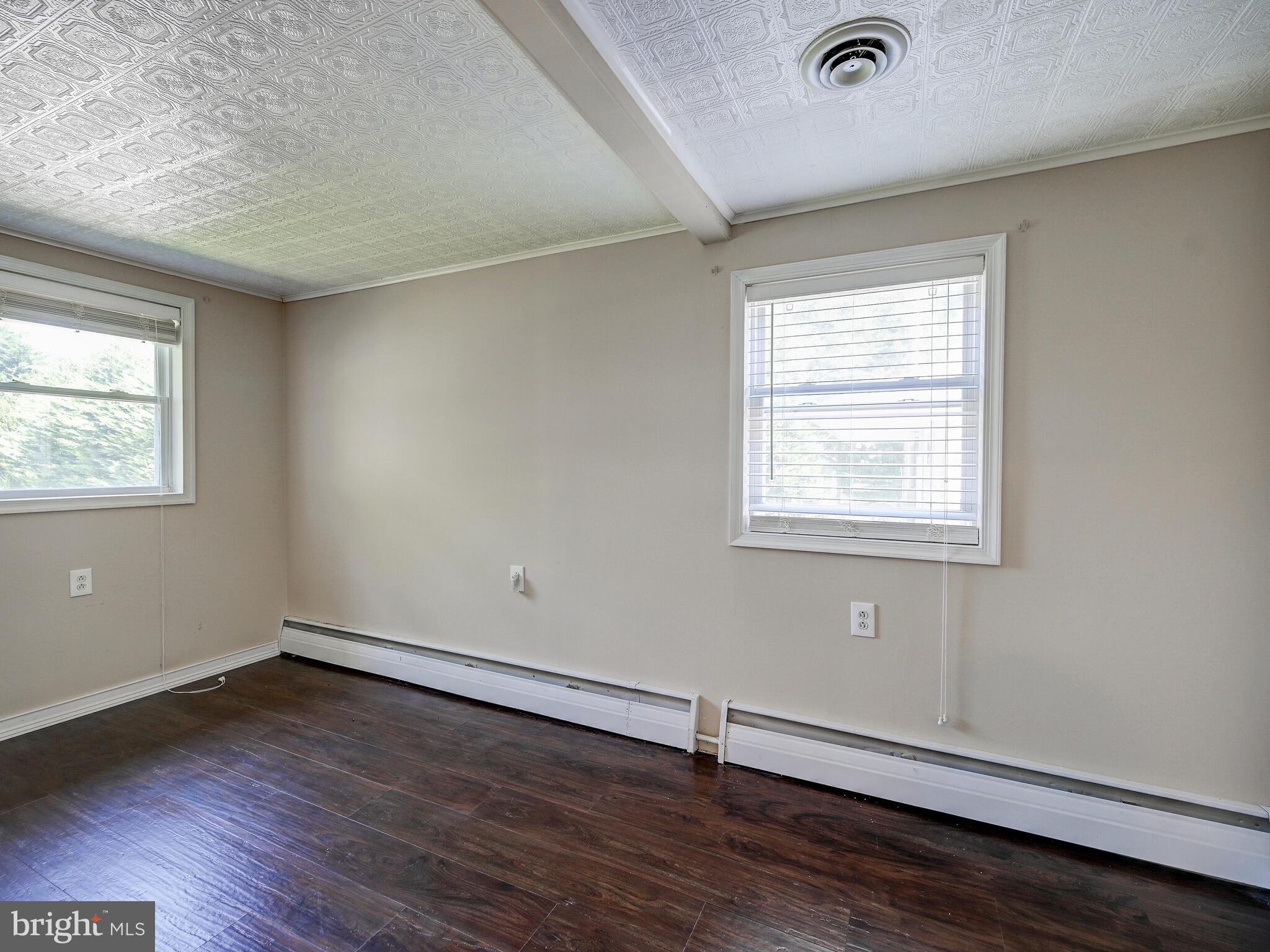 2512 Barrison Point Road Baltimore, MD 21221 - Photo 16 of 44 Bedroom 1