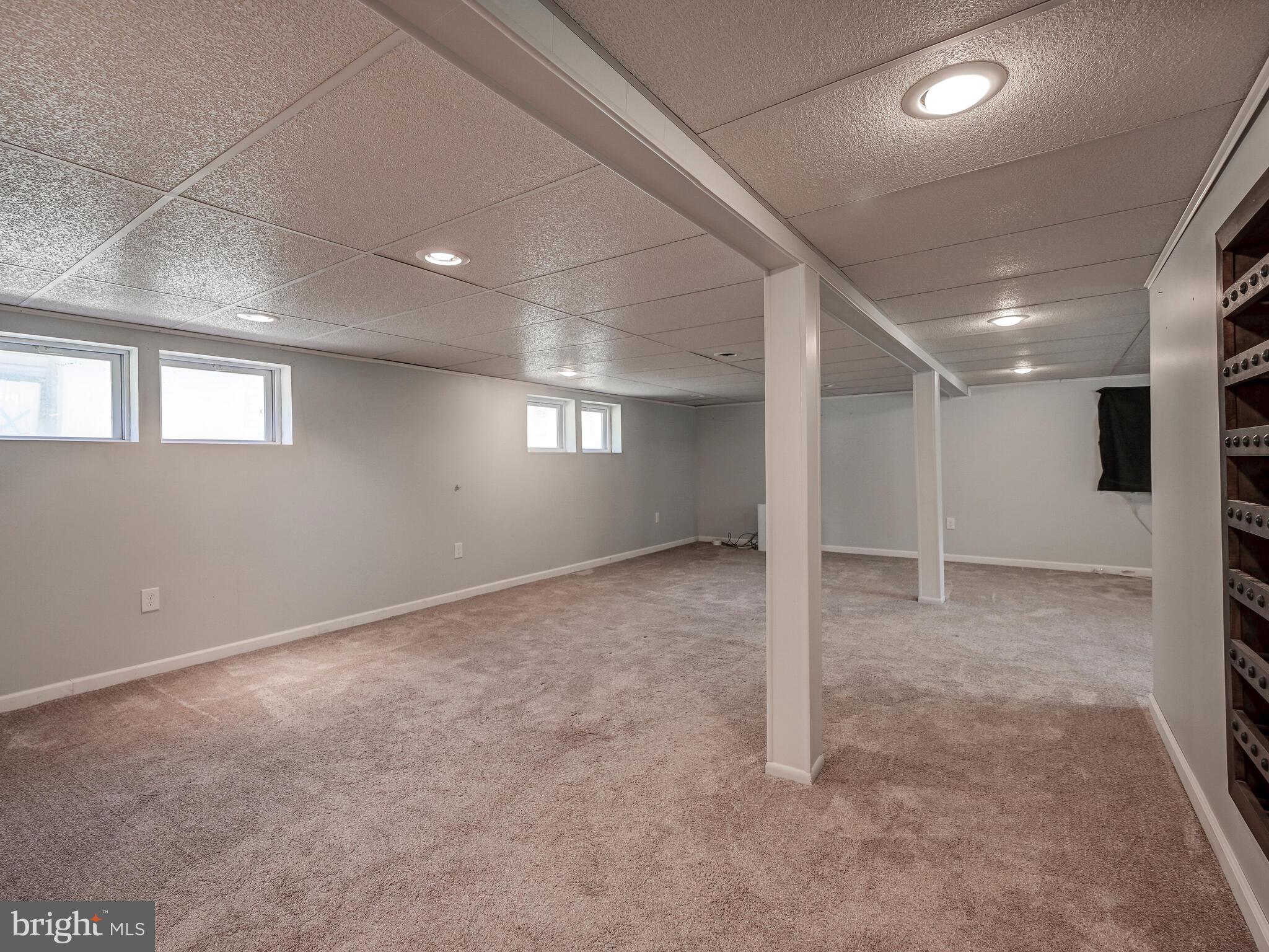 2512 Barrison Point Road Baltimore, MD 21221 - Photo 24 of 44