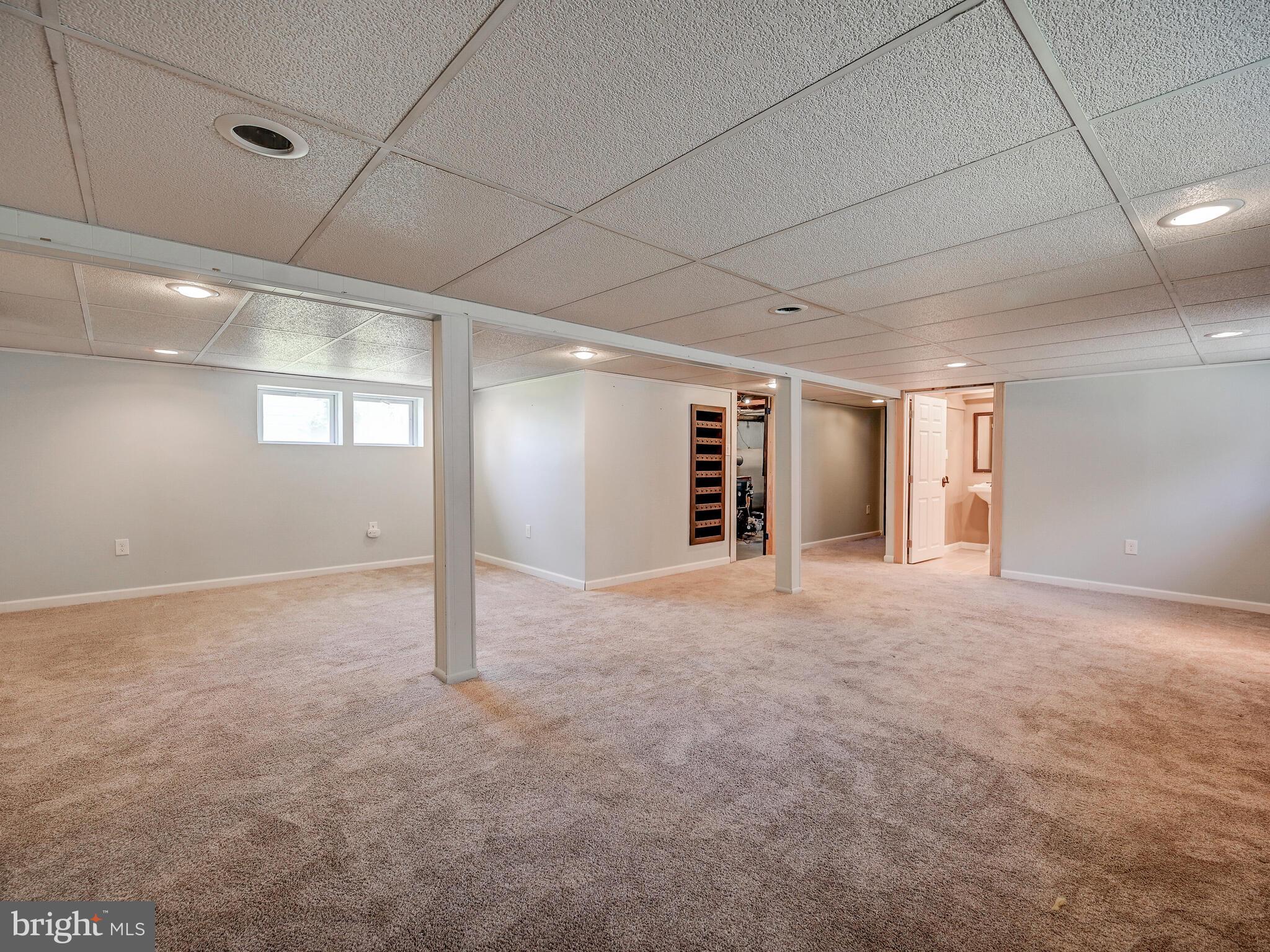 2512 Barrison Point Road Baltimore, MD 21221 - Photo 25 of 44 Spacious Family Room