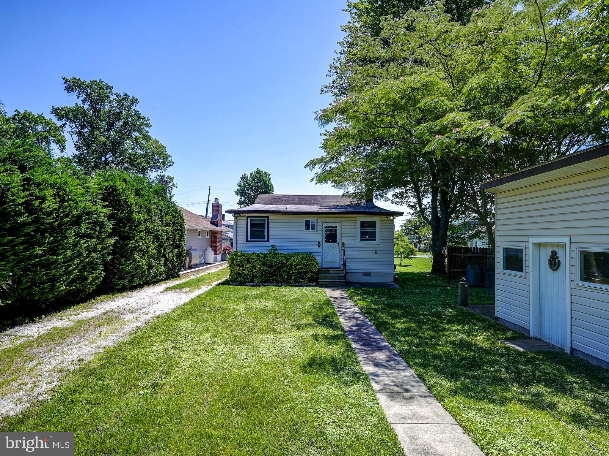 2512 Barrison Point Road Baltimore, MD 21221 - Photo 43 of 44