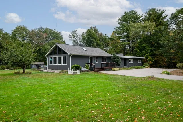 $849,900 | 82 Central Turnpike, Sutton, MA 01590