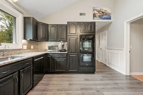 $749,000 | 82 Central Turnpike, Sutton, MA 01590