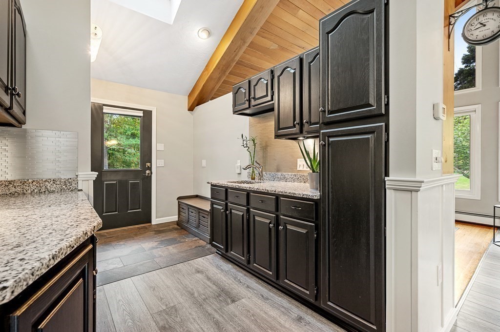 82 Central Turnpike Sutton, MA 01590 - Photo 14 of 42