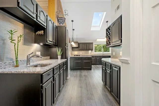 $849,900 | 82 Central Turnpike, Sutton, MA 01590