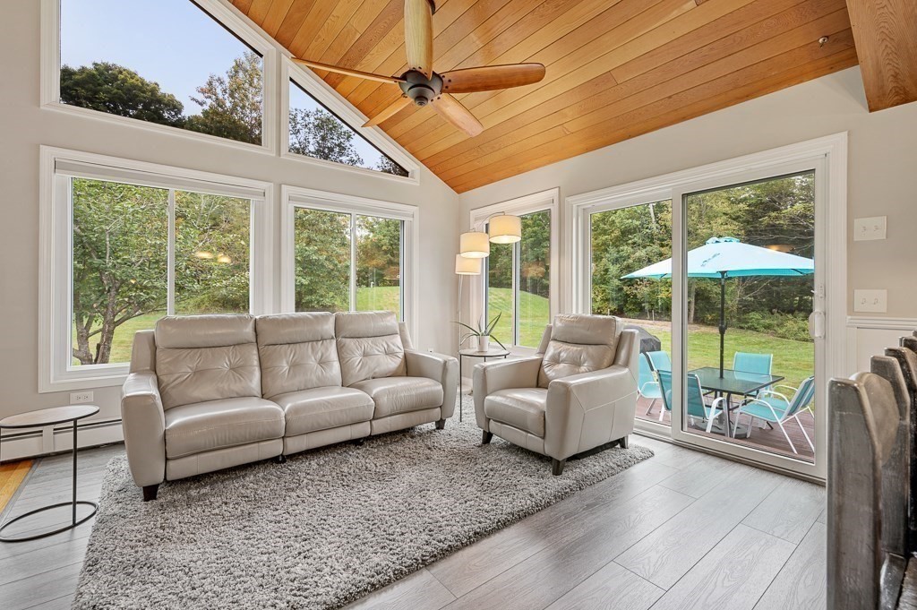 82 Central Turnpike Sutton, MA 01590 - Photo 17 of 42