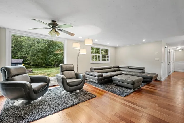 $849,900 | 82 Central Turnpike, Sutton, MA 01590