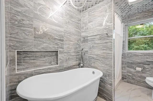 $849,900 | 82 Central Turnpike, Sutton, MA 01590