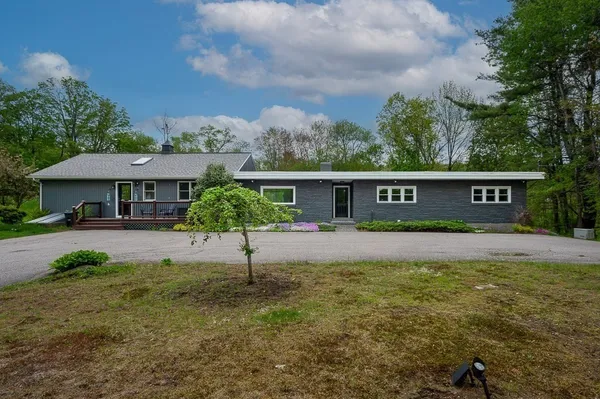$749,000 | 82 Central Turnpike, Sutton, MA 01590