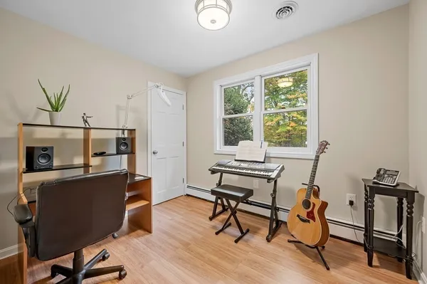 $749,000 | 82 Central Turnpike, Sutton, MA 01590