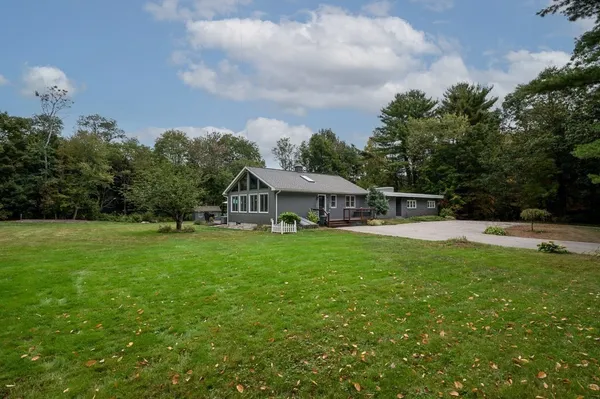 $749,000 | 82 Central Turnpike, Sutton, MA 01590