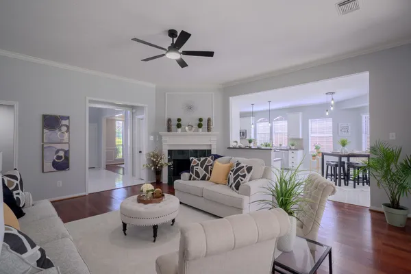 $477,000 | 20131 Forest Drive, Spring, TX 77388
