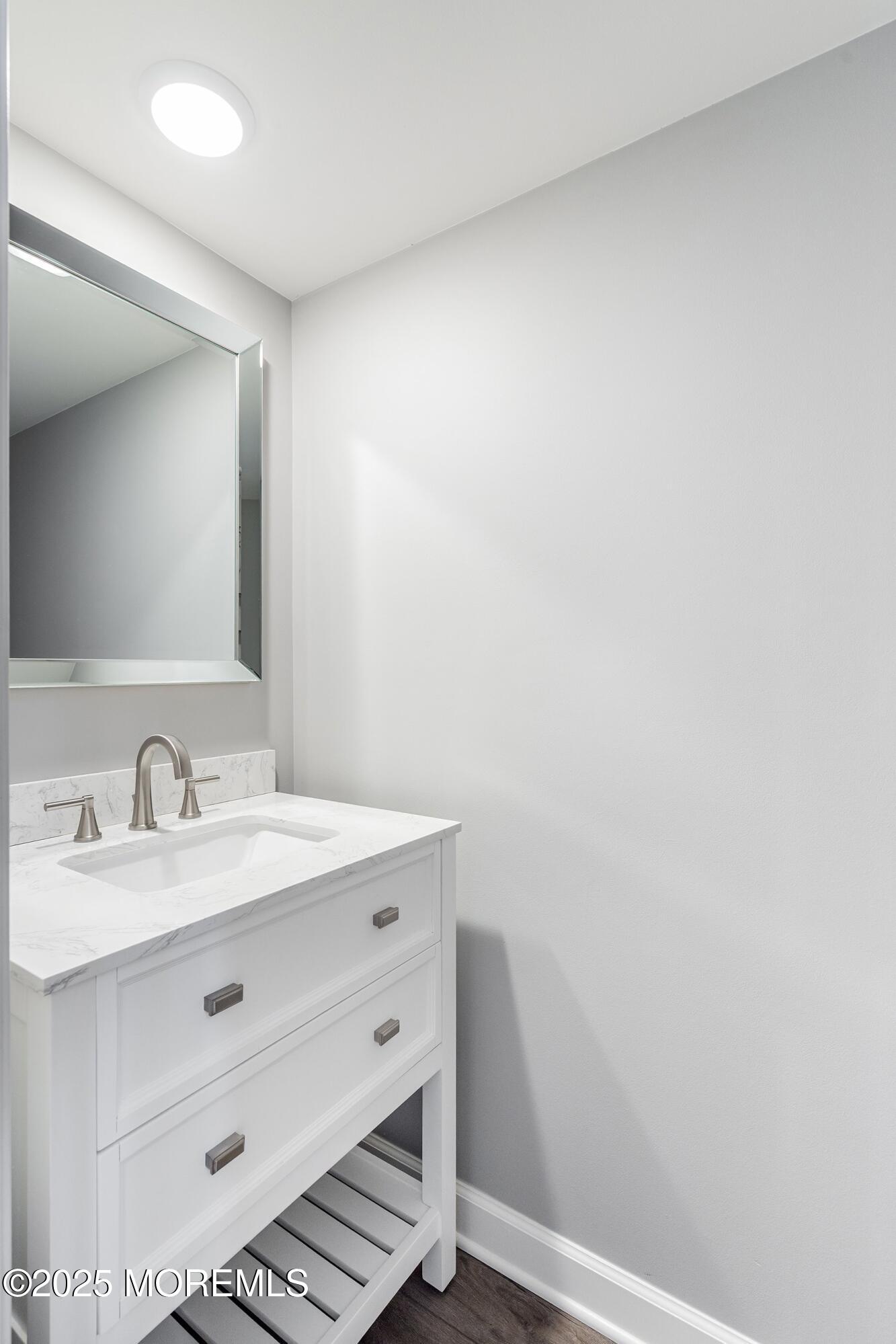 24 Sun Hollow Road Howell, NJ 07731 - Photo 18 of 48 1000017723