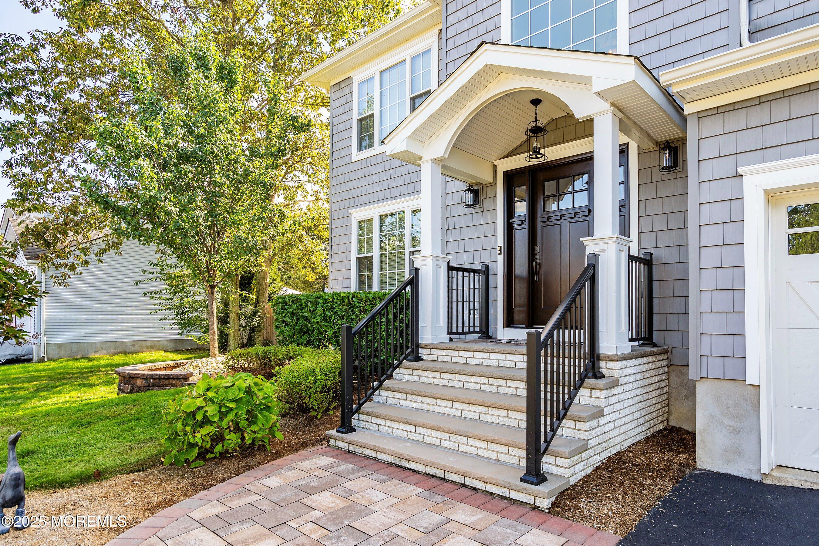 24 Sun Hollow Road Howell, NJ 07731 - Photo 2 of 48 1000017707