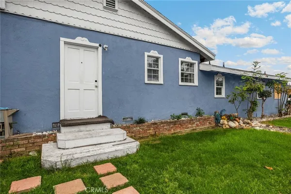 $1,095,000 | 331 Bradford Avenue, Placentia, CA 92870