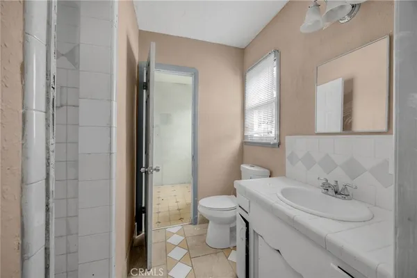 $1,095,000 | 331 Bradford Avenue, Placentia, CA 92870