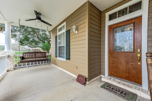 a view of front door and porch