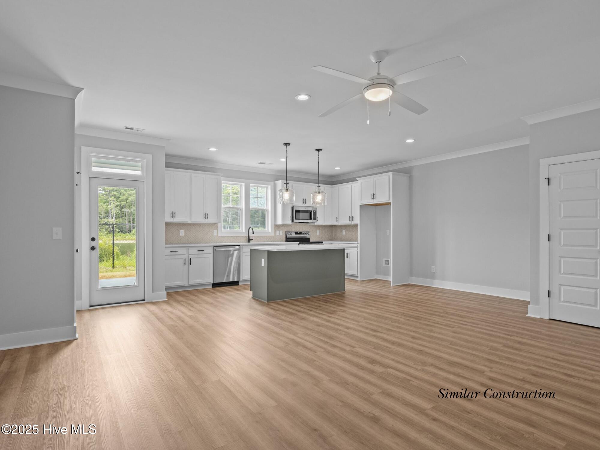 121 Freedom Park Road Beaufort, NC 28516 - Photo 5 of 27 Similar Construction
