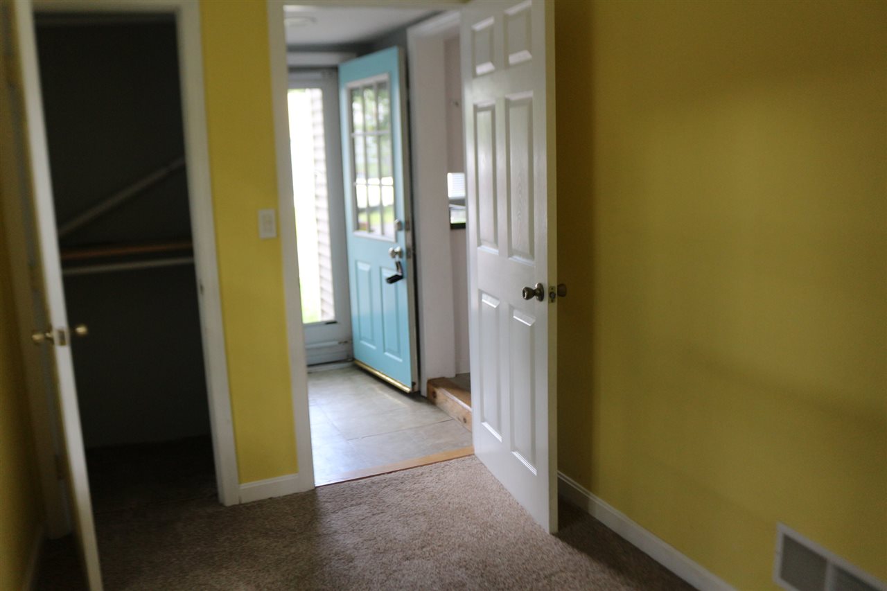 22 Summit Avenue Derry, NH 03038 - Photo 15 of 27 Gallery Image 15