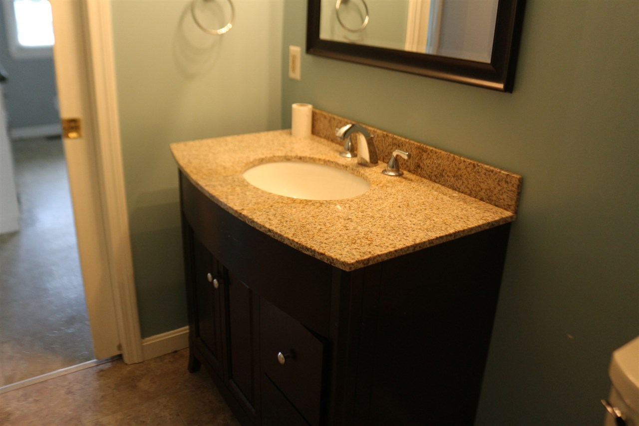 22 Summit Avenue Derry, NH 03038 - Photo 18 of 27 Gallery Image 18