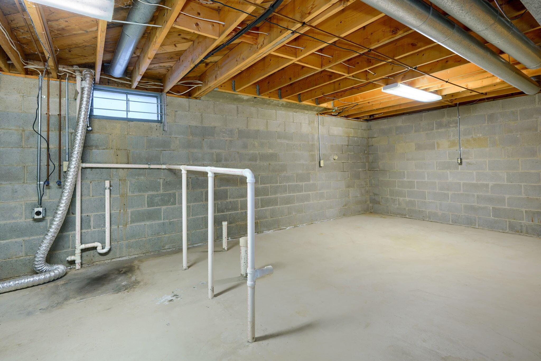 191 Rockwell Road Columbus, OH 43207 - Photo 23 of 28 Basement has rough in for 3rd bath