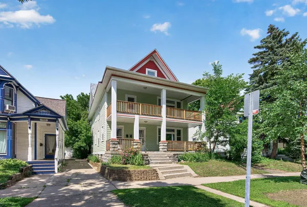 $489,900 | 757 Laurel Avenue, St. Paul, MN 55104