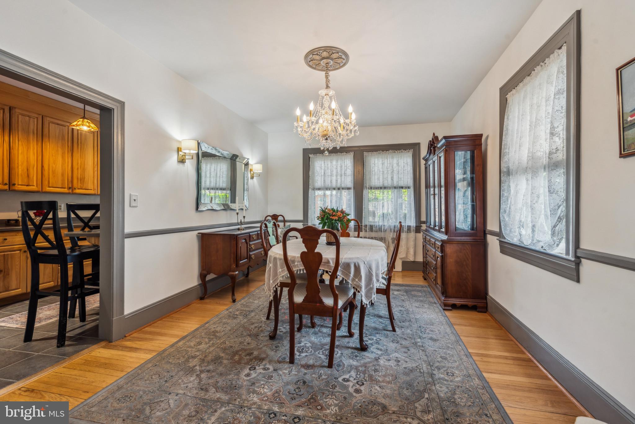 401 Hopkins Road Baltimore, MD 21212 - Photo 14 of 63 a view of a dining room with furniture