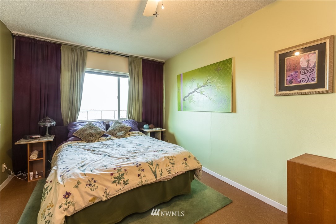 308 East Republican Street, Unit 104 Seattle, WA 98102 - Photo 12 of 20