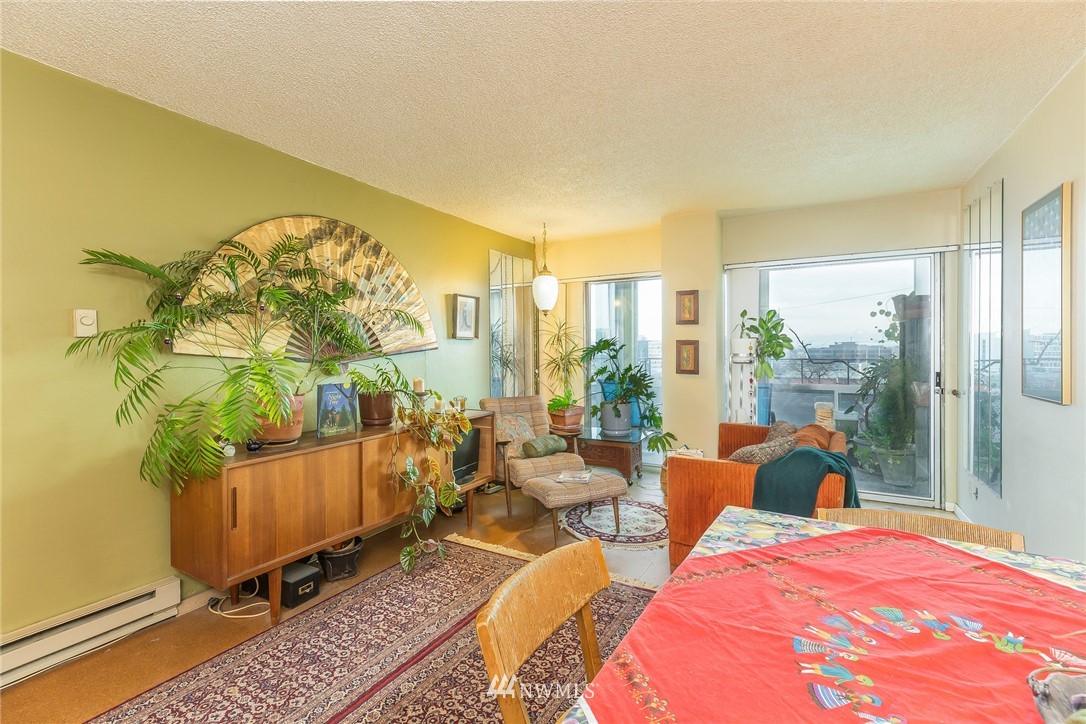 308 East Republican Street, Unit 104 Seattle, WA 98102 - Photo 6 of 20