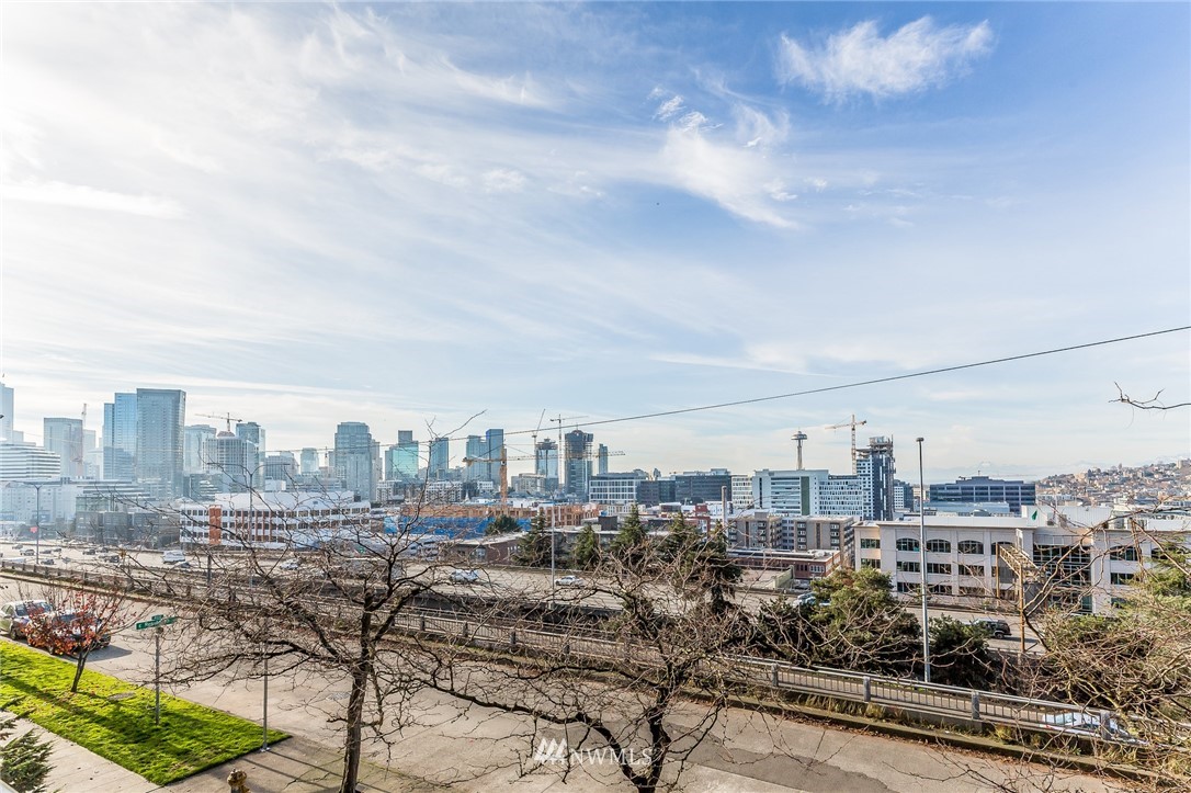 308 East Republican Street, Unit 104 Seattle, WA 98102 - Photo 9 of 20