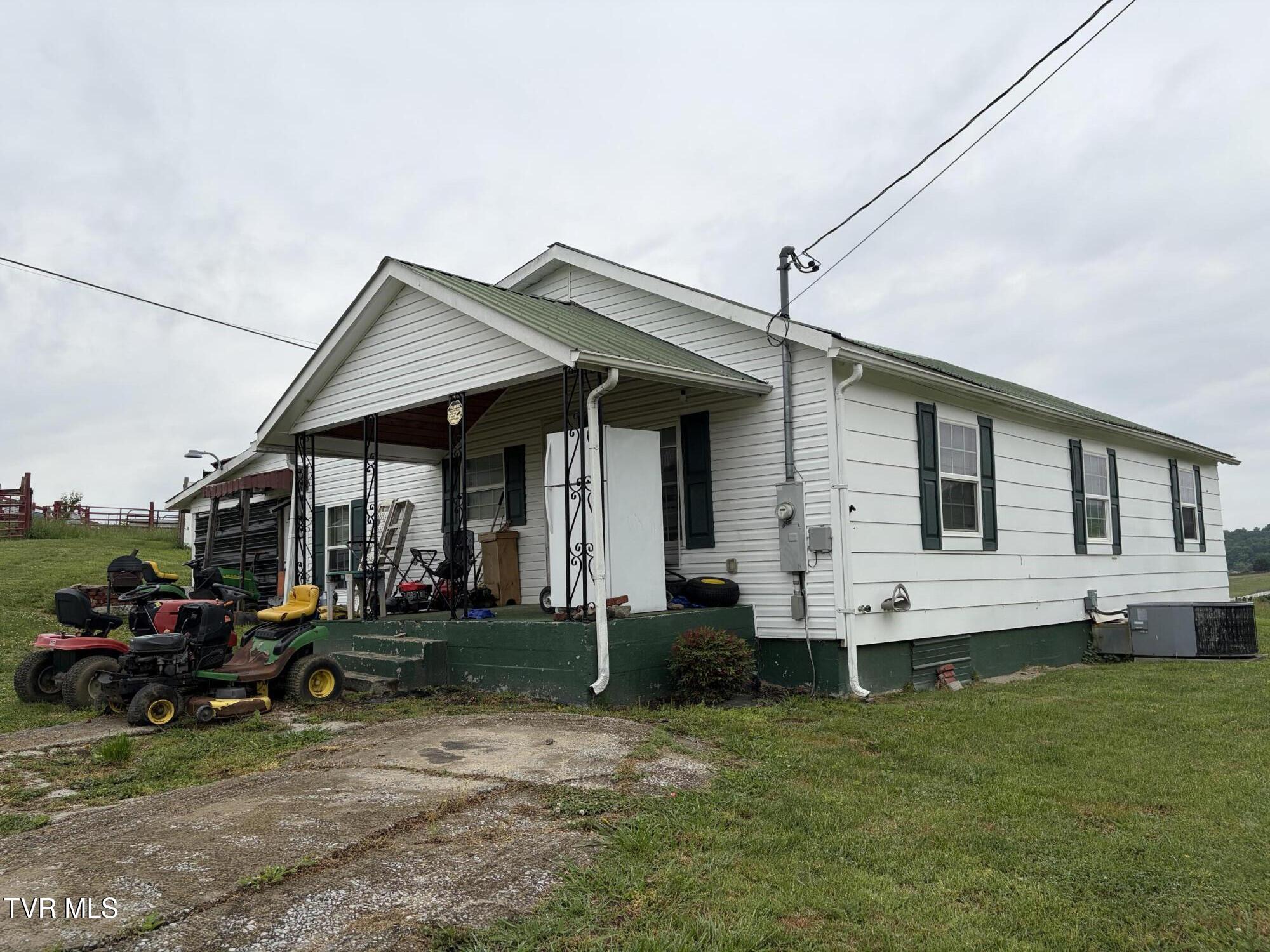 231 Jarrett Road Limestone, TN 37681 - Photo 2 of 20 IMG_4186