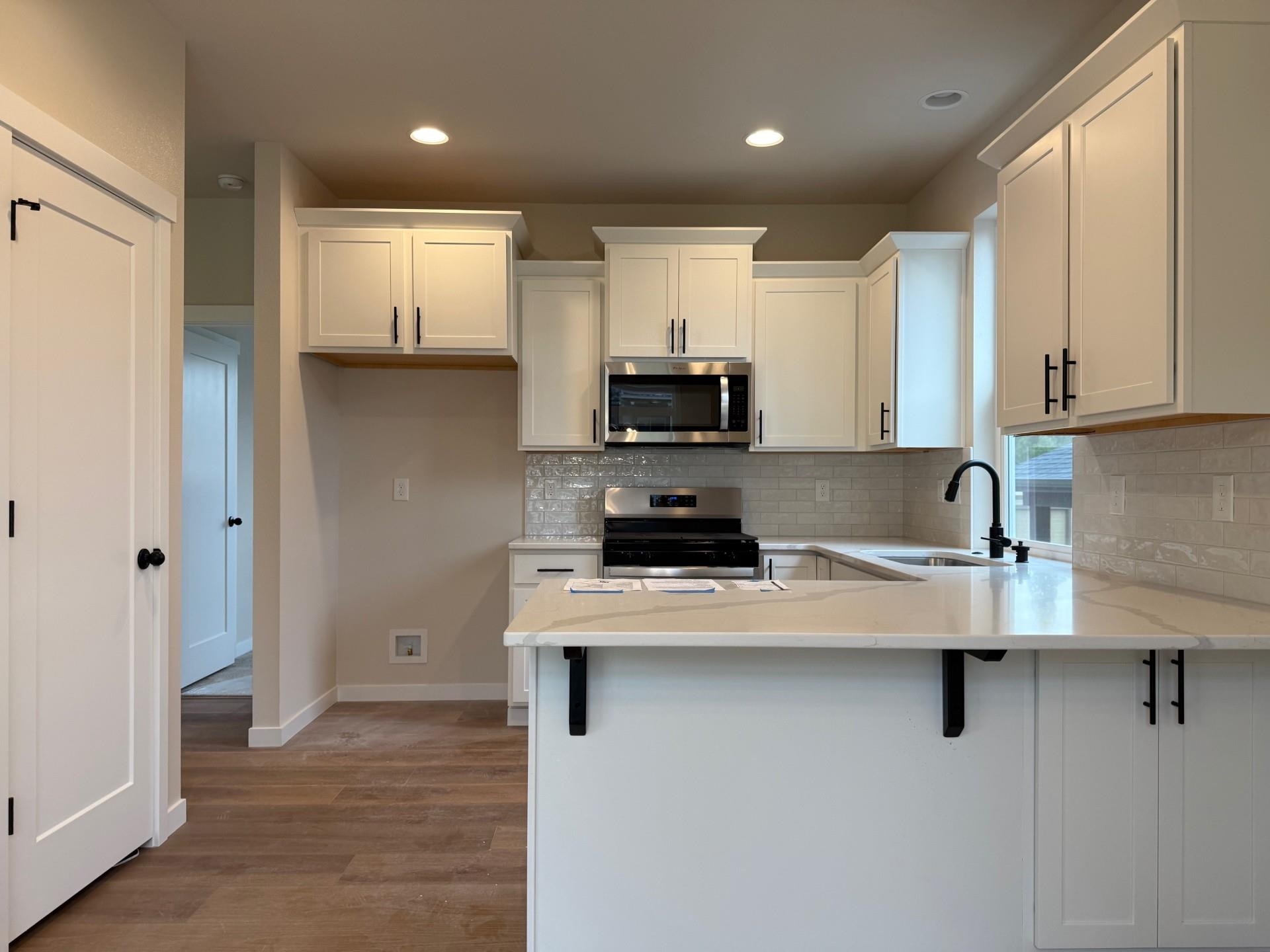 3214 South Custer Lane Spokane, WA 99223 - Photo 3 of 8