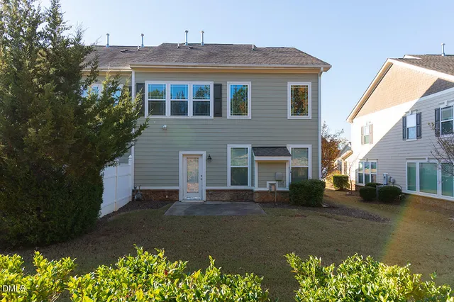 $485,000 | 209 Mayfield Drive, Apex, NC 27539