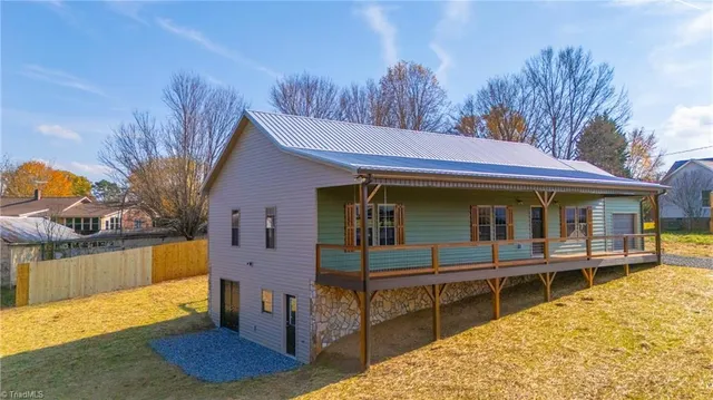 $359,900 | 106 Blairfield Court, North Wilkesboro, NC 28659