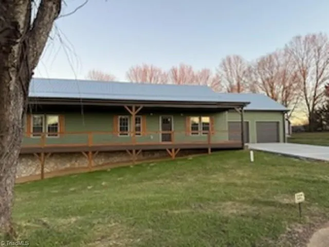 $359,900 | 106 Blairfield Court, North Wilkesboro, NC 28659