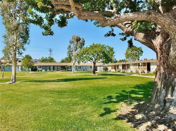 $440,000 | 13720 St Andrews Drive, Unit 1 44A, Seal Beach, CA 90740