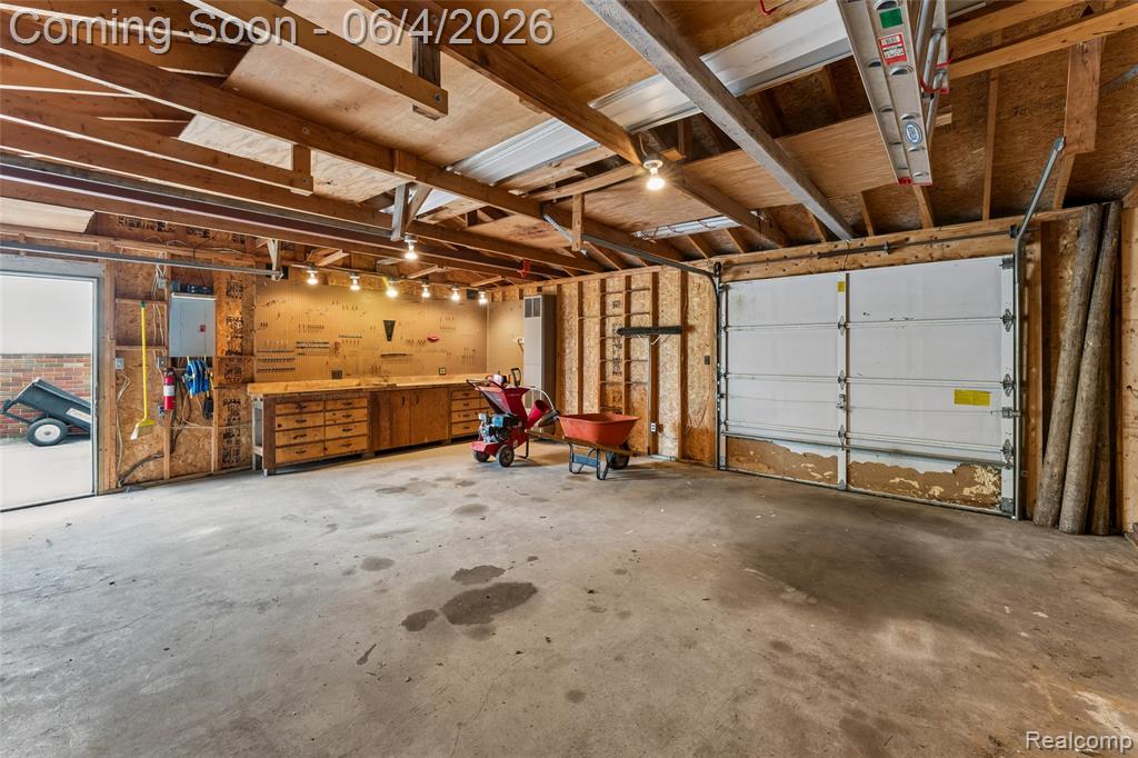 422 East Road Holly, MI 48442 - Photo 42 of 51